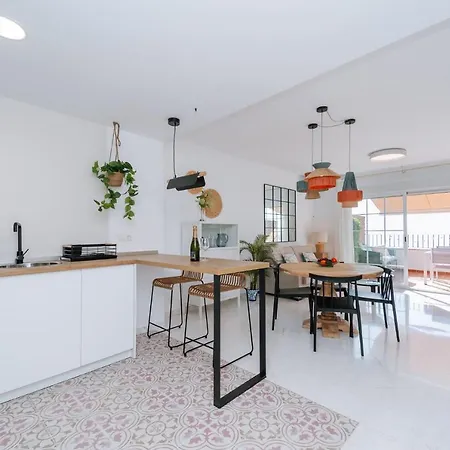 Tropical Apartment